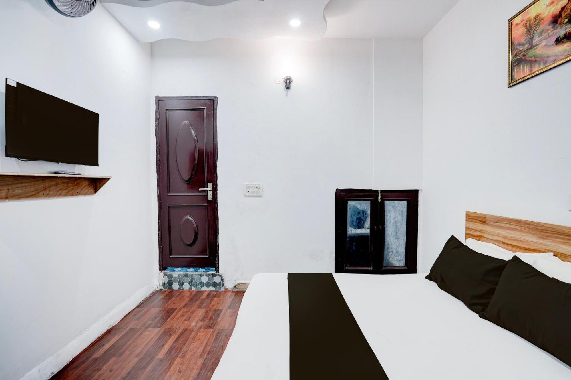 Hotel O Le Empire Stay House New Delhi Luaran gambar