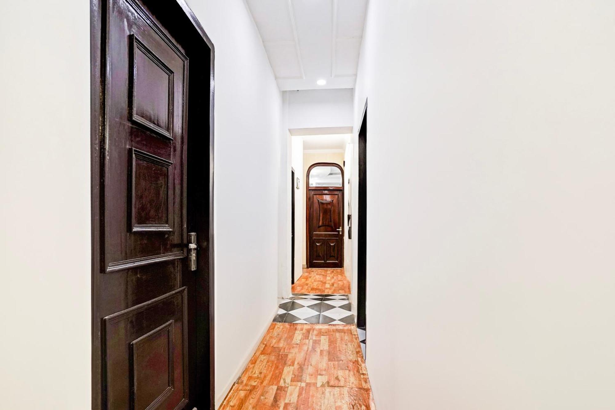 Hotel O Le Empire Stay House New Delhi Luaran gambar