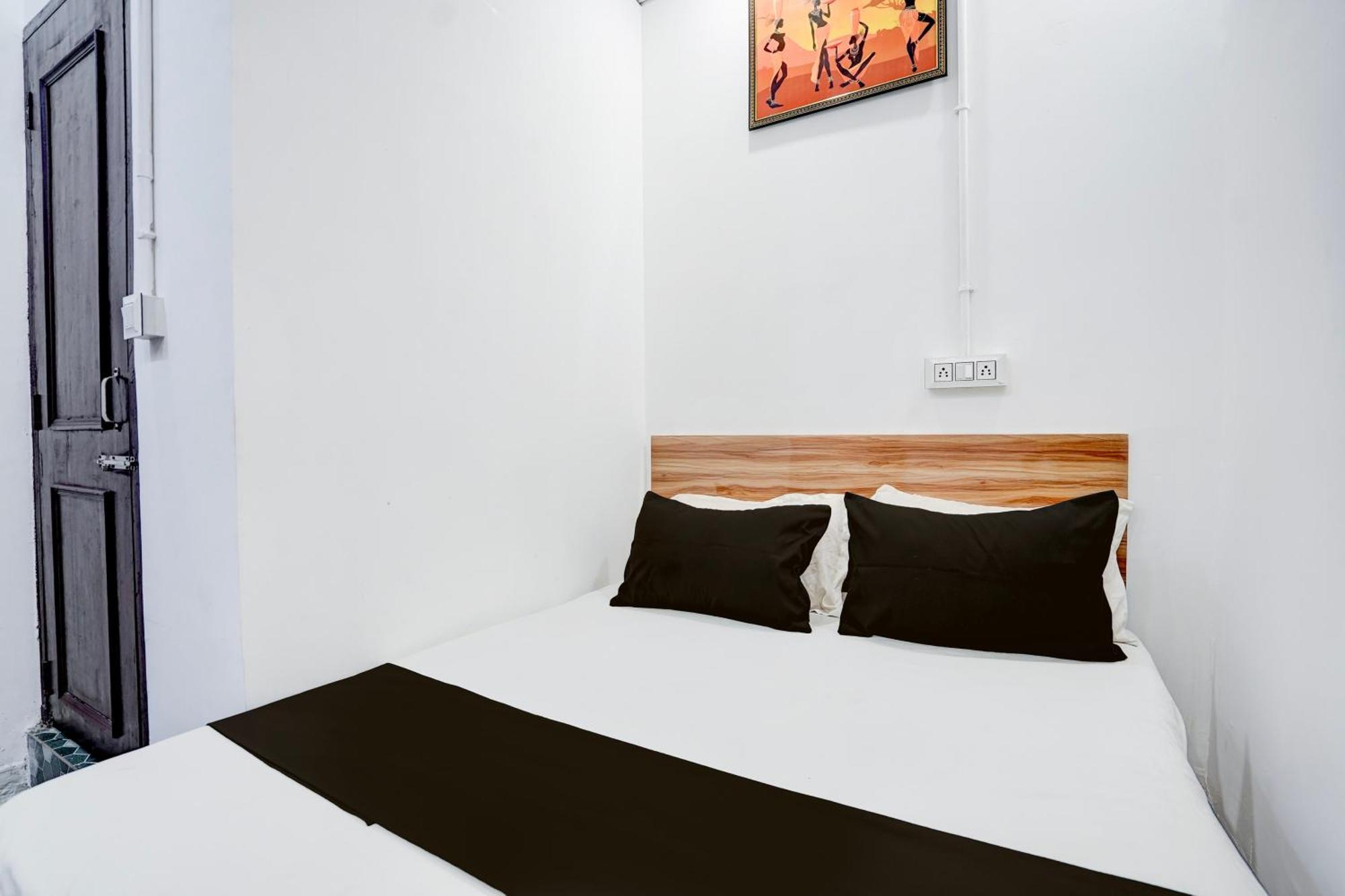 Hotel O Le Empire Stay House New Delhi Luaran gambar