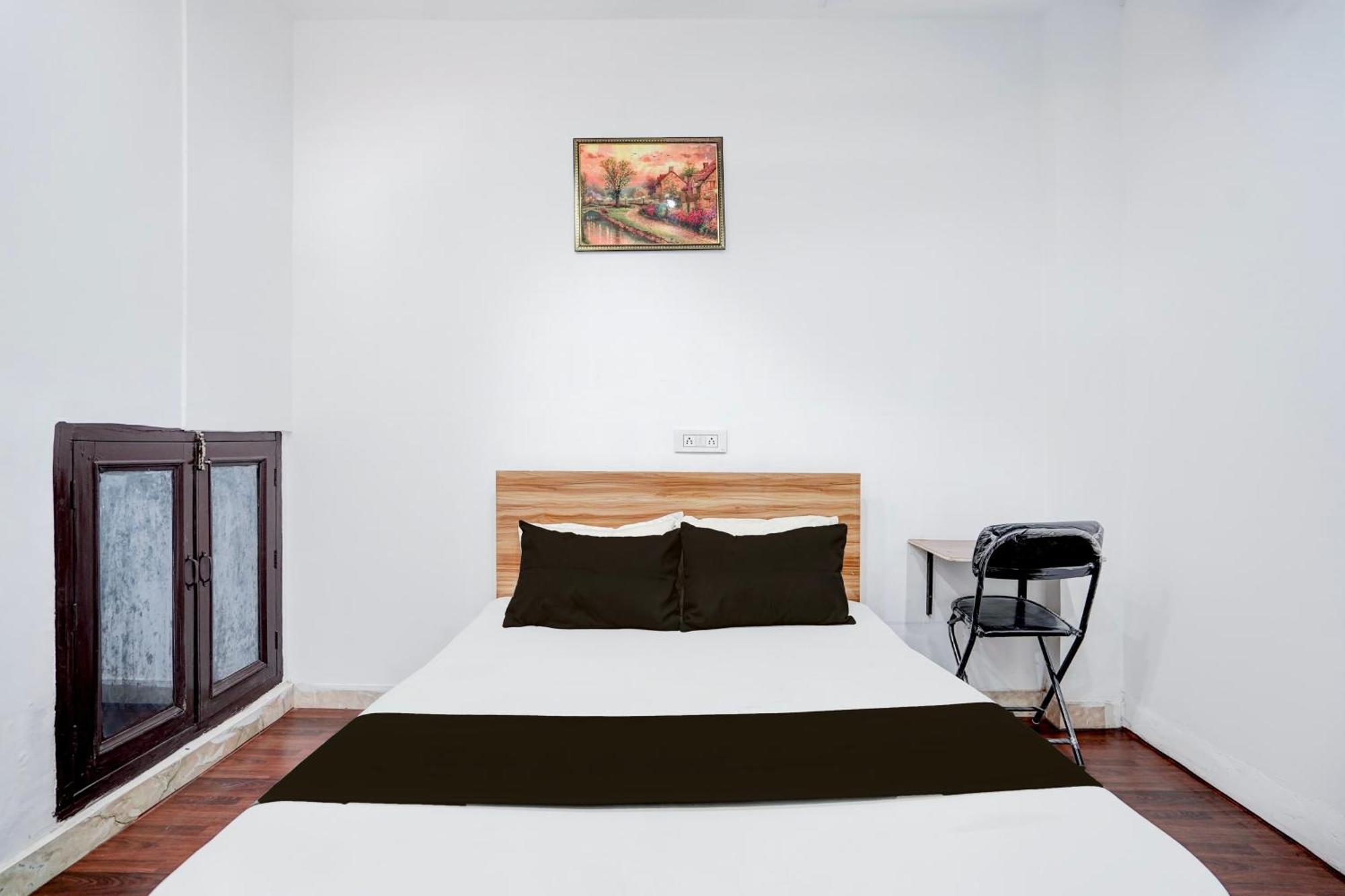Hotel O Le Empire Stay House New Delhi Luaran gambar